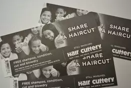 Cette chaîne de coiffure offre 50 000 coupes de cheveux gratuites à des SDF !