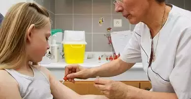 Enfants allergiques : les colorations pour cheveux et le henné en seraient la cause !