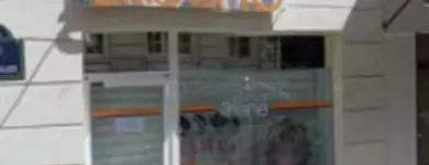 Camille Albane Paris 17